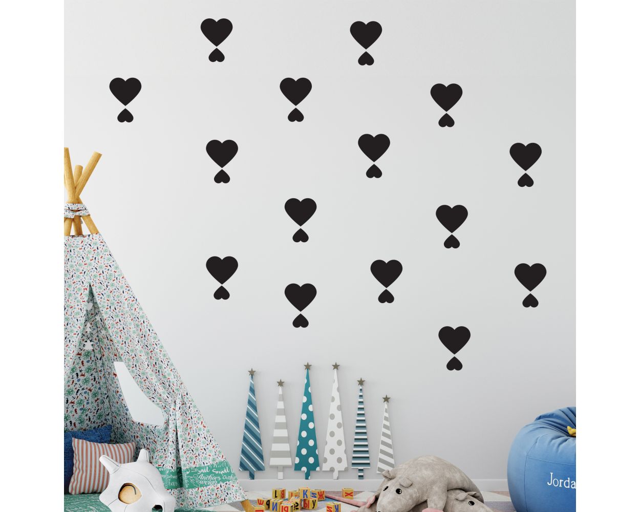 Beautiful Mixed Size Hearts Pattern Vinyl Wall Decals for Bedroom Wall Decor