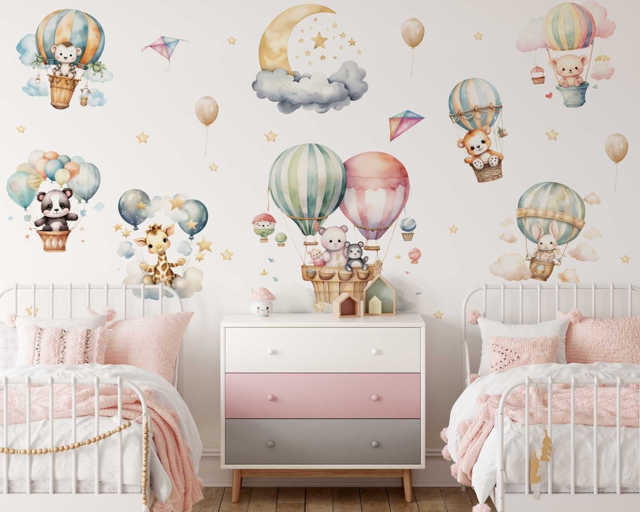 Best Beautiful Cartoon Animal Flying with Hot Air Balloon Decals for Nursery Decor